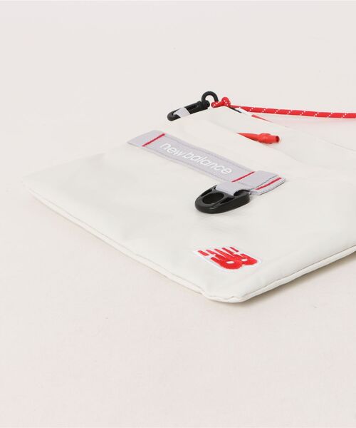 NEW BALANCE（ニューバランス）の「New Balance ニューバランス U スモールクロスビー バック LAB51533SST SST（ボディバッグ/ウエストポーチ・メンズ・ホワイト・FREE）」の2枚目の写真