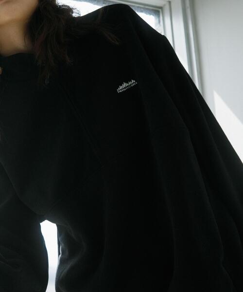 THOUSAND MILE（サウザンドマイル）の「『別注』THOUSAND MILE×URBAN RESEARCH　ニットフリースハーフジッププルオーバー（その他トップス・メンズ・ネイビー/チャコールグレー/オフホワイト/ブラック・MEDIUM/LARGE）」の6枚目の写真