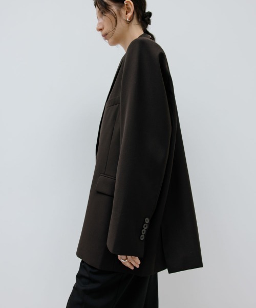 Studio Doe（スタジオドー）の「Studio Doe Gender Free Classic Oversized Blazer（テーラードジャケット・レディース・ブラウン・X-SMALL/SMALL）」の4枚目の写真