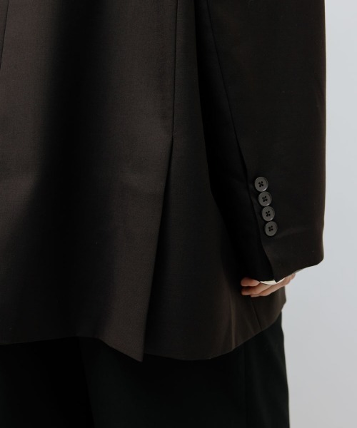Studio Doe（スタジオドー）の「Studio Doe Gender Free Classic Oversized Blazer（テーラードジャケット・レディース・ブラウン・X-SMALL/SMALL）」の6枚目の写真