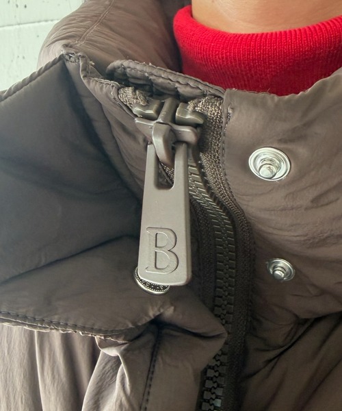 Bacon(ベーコン)の「【Bacon】W NEW ORDER スタンドカラー ダウンジャケット BACPIGIU568(ダウンジャケット/コート・レディース・ブラック/ブラウン・S/XS)」の17枚目の写真