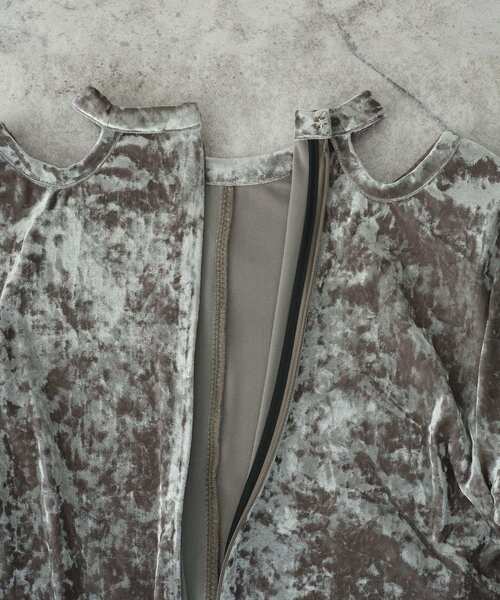 CODE A(コードエー)の「【Re】neck point velour dress(ワンピース・レディース・ブラック/ライトグレー・00)」の6枚目の写真