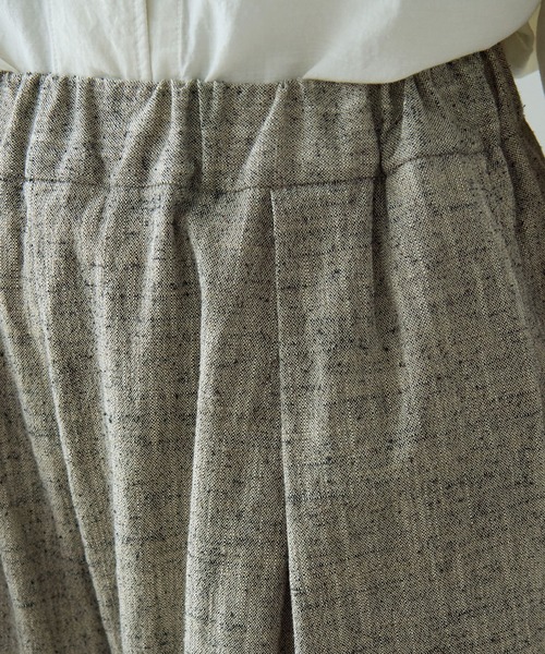 yuni（ユニ　）の「slab nep tweed　gum tack パンツ（その他パンツ・レディース・グレー・FREE）」の16枚目の写真
