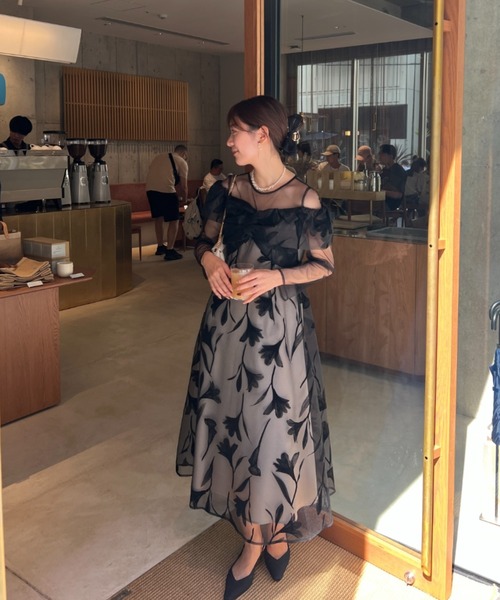 Dorry Doll(ドリードール)の「ノーブルツイストドレス(ドレス・レディース・ブラウン/ネイビー/グレー/ブラック・MEDIUM)」の5枚目の写真