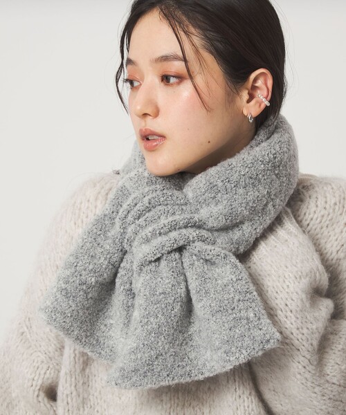 green label relaxing（グリーンレーベルリラクシング）の「ループ マフラー（マフラー・レディース・オフホワイト/ブラウン系/ライトグレー・FREE）」の2枚目の写真