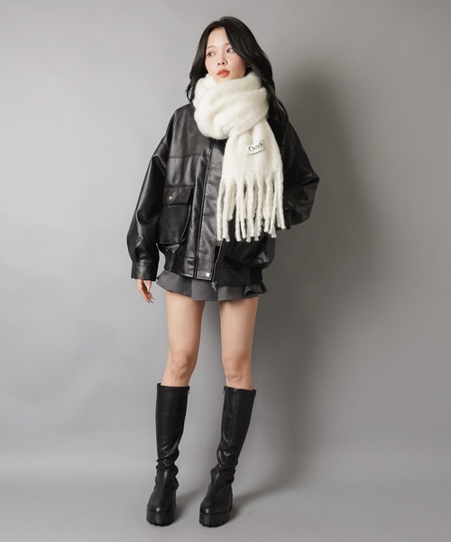 ふんわり軽く、しっかり暖かい。冬の主役級マフラー（マフラー