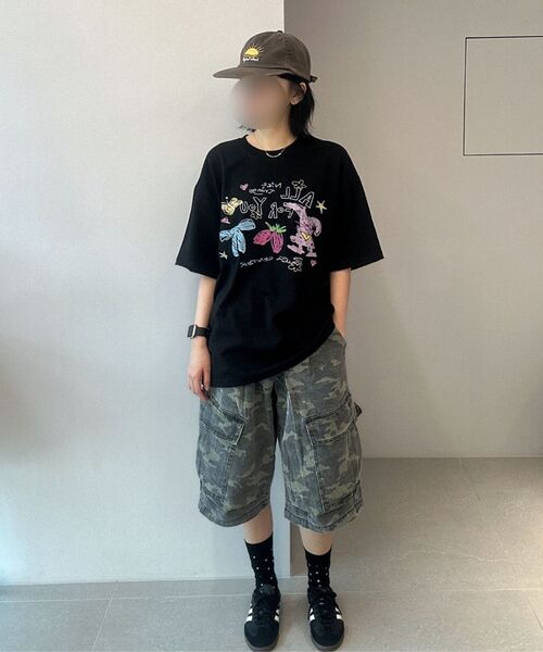 AVANDRESS（アバンドレス ）の「Side Big Denim Shorts CAMO（その他パンツ・レディース・カーキ・MEDIUM/LARGE/XX-SMALL/X-SMALL/SMALL）」の4枚目の写真