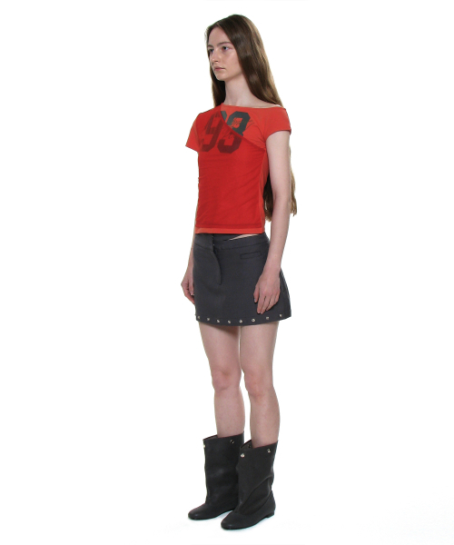 PARTIMENTO WOMEN(パルティメントウィメン)の「ナンバリングアンバランスドレイヤートップ_チリ(Tシャツ/カットソー・レディース・その他・SMALL/MEDIUM)」の3枚目の写真
