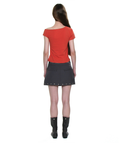 PARTIMENTO WOMEN(パルティメントウィメン)の「ナンバリングアンバランスドレイヤートップ_チリ(Tシャツ/カットソー・レディース・その他・SMALL/MEDIUM)」の4枚目の写真
