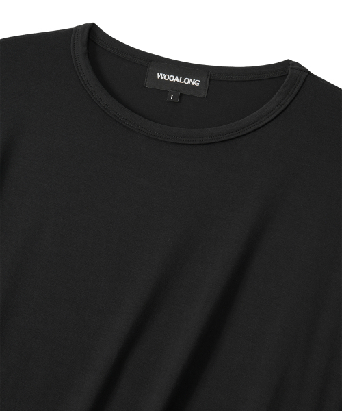 WOOALONG（ウアロン）の「Overlay Drape Long Sleeve Tee - BLACK（Tシャツ/カットソー・レディース・ブラック・SMALL/MEDIUM/LARGE）」の3枚目の写真