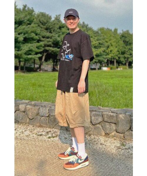 GRAVER（グレーバー）の「[UNISEX]ヒューマンドローイングフィッシュスマイルバンファルティ_ブラック（Tシャツ/カットソー・レディース・ブラック・LARGE/X-LARGE/SMALL/MEDIUM）」の6枚目の写真