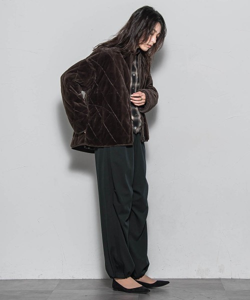 MAYSON GREY(メイソングレイ)の「サイドラインパラシュートパンツ≪洗濯機で洗える≫(その他パンツ・レディース・チャコールグレー/ブラック・M)」の7枚目の写真