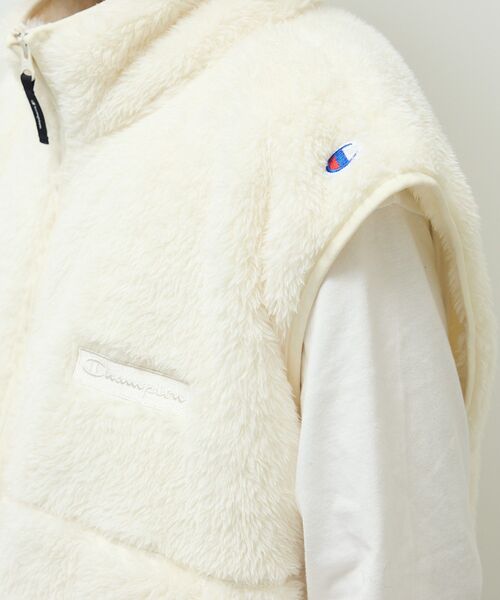 Champion（チャンピオン）の「■別注Champion シェルパフリースベスト（ベスト・レディース・オフホワイト/ブラック/ライトパープル・FREE）」の12枚目の写真