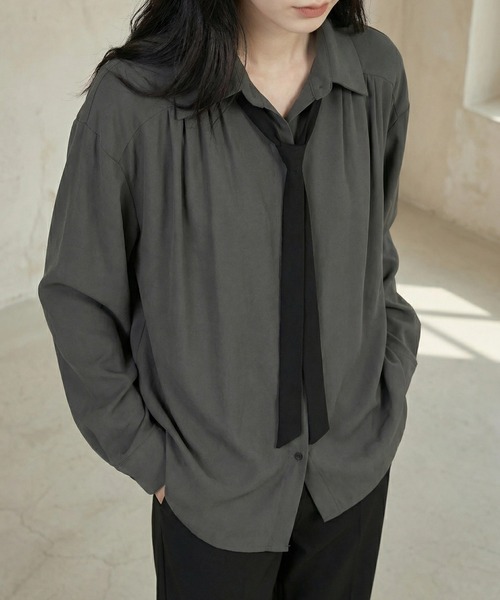 cammie(キャミー)の「オーバーサイズシンプルシャツネクタイセット(シャツ/ブラウス・レディース・グレー/アイボリー・M/L)」の8枚目の写真