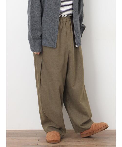 Samansa Mos2(サマンサ モスモス)の「【M/Lサイズ】サイド深タックバレルパンツ(その他パンツ・レディース・カーキ/チャコールグレー/ブルー/ベージュ・L/M)」の3枚目の写真