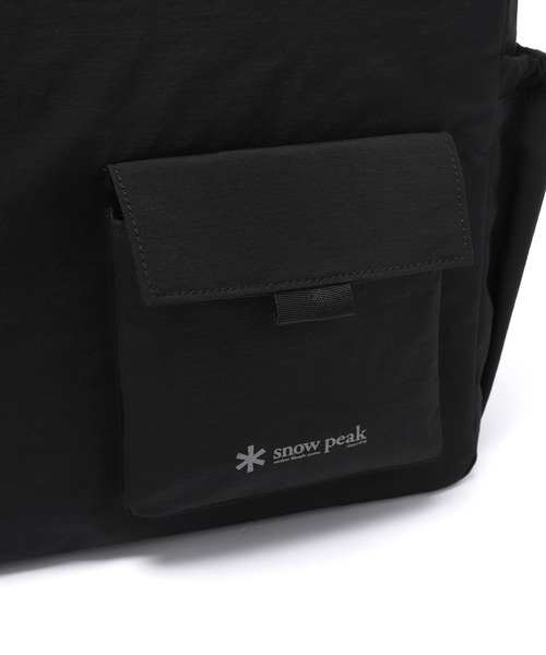 Snow Peak(スノーピーク)の「SnowPeak / Dual Tech Alpha Tote Bag デュアルテック アルファ トートバッグ 海外限定(ショルダーバッグ・メンズ・ブラック/ダークグレー/ライトグレー・ONE SIZE)」の9枚目の写真