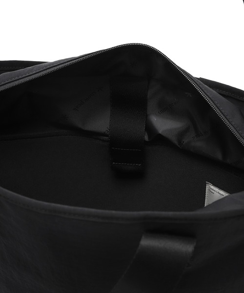 Snow Peak(スノーピーク)の「SnowPeak / Dual Tech Alpha Tote Bag デュアルテック アルファ トートバッグ 海外限定(ショルダーバッグ・メンズ・ブラック/ダークグレー/ライトグレー・ONE SIZE)」の7枚目の写真