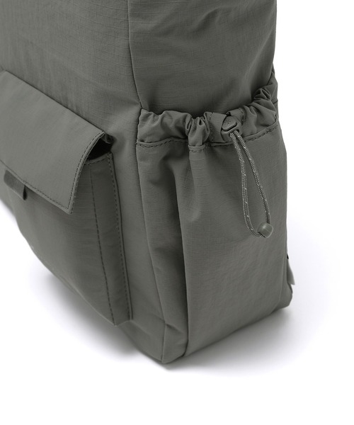 Snow Peak(スノーピーク)の「SnowPeak / Dual Tech Alpha Tote Bag デュアルテック アルファ トートバッグ 海外限定(ショルダーバッグ・メンズ・ブラック/ダークグレー/ライトグレー・ONE SIZE)」の19枚目の写真
