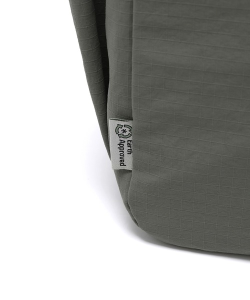 Snow Peak(スノーピーク)の「SnowPeak / Dual Tech Alpha Tote Bag デュアルテック アルファ トートバッグ 海外限定(ショルダーバッグ・メンズ・ブラック/ダークグレー/ライトグレー・ONE SIZE)」の21枚目の写真