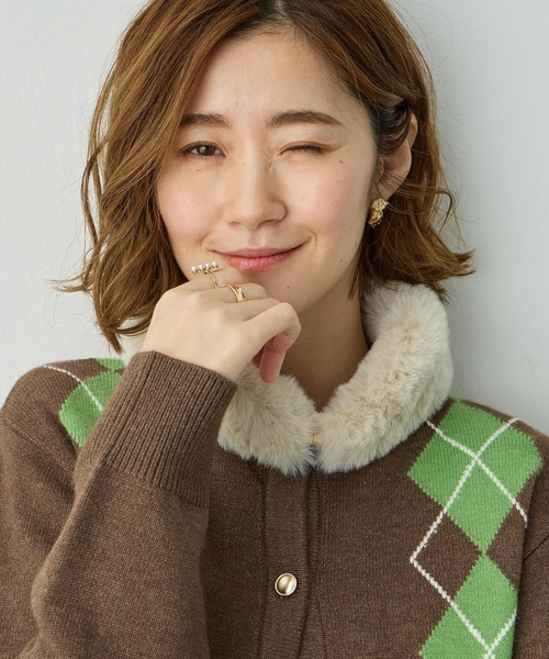 Petit Honfleur(プチオンフルール)の「ファーティペット【マグネットで簡単着脱】(ストール/ショール・レディース・グレー/アイボリー/モカ・フリー)」の9枚目の写真