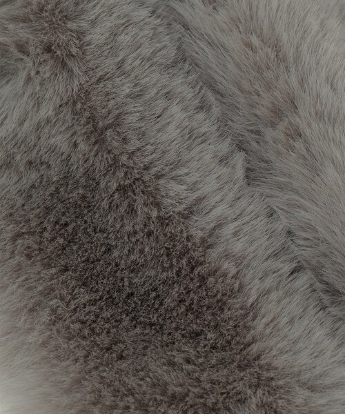 Petit Honfleur(プチオンフルール)の「ファーティペット【マグネットで簡単着脱】(ストール/ショール・レディース・グレー/アイボリー/モカ・フリー)」の16枚目の写真