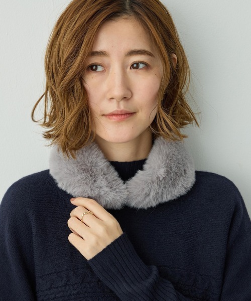 Petit Honfleur(プチオンフルール)の「ファーティペット【マグネットで簡単着脱】(ストール/ショール・レディース・グレー/アイボリー/モカ・フリー)」の1枚目の写真