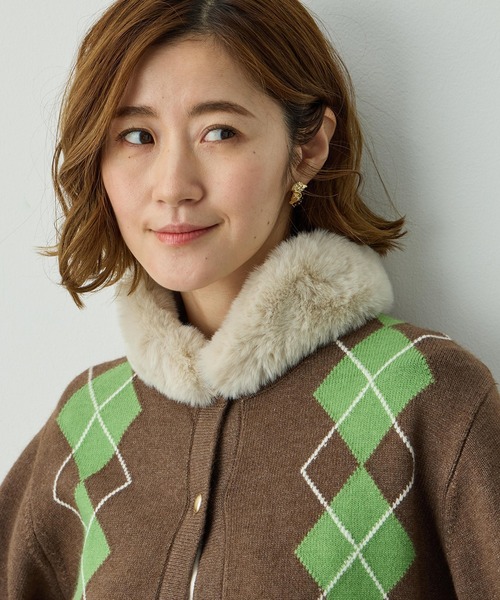 Petit Honfleur(プチオンフルール)の「ファーティペット【マグネットで簡単着脱】(ストール/ショール・レディース・グレー/アイボリー/モカ・フリー)」の21枚目の写真