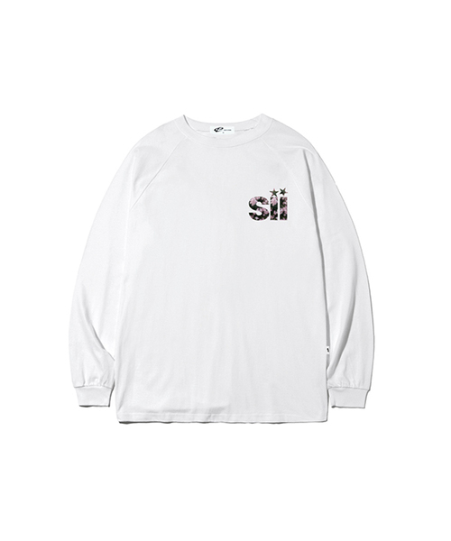 PAGESIISII（ページシシ）の「アイポイントプリントオーバーサイズロングスリーブ[20カラー]（Tシャツ/カットソー・レディース・ネイビー系2/ホワイト系3/ホワイト系5/ブラック系2/ブラック系4/ホワイト系その他2/ホワイト系1/ホワイト系2/ネイビー系3/ブラック系5/ブラック系6/ブラウン系1/ブラック系1/ネイビー系1/ホワイト系4/ホワイト系6/ブラック系3/ホワイト系7/ホワイト系8/ホワイト系9・MEDIUM/LARGE）」の3枚目の写真