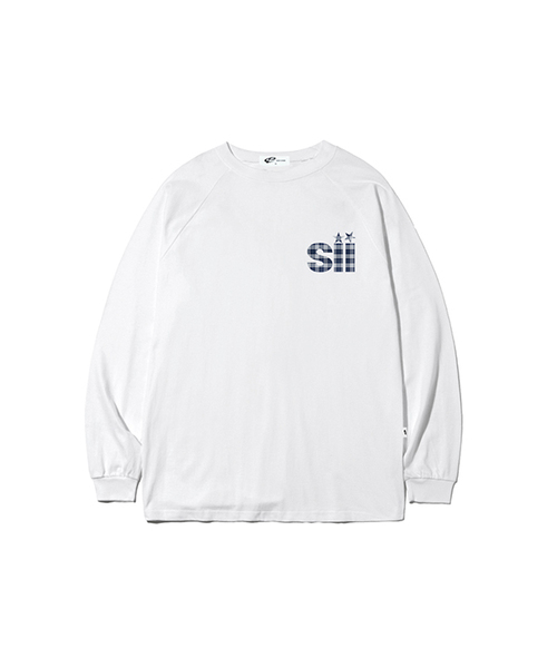 PAGESIISII（ページシシ）の「アイポイントプリントオーバーサイズロングスリーブ[20カラー]（Tシャツ/カットソー・レディース・ネイビー系2/ホワイト系3/ホワイト系5/ブラック系2/ブラック系4/ホワイト系その他2/ホワイト系1/ホワイト系2/ネイビー系3/ブラック系5/ブラック系6/ブラウン系1/ブラック系1/ネイビー系1/ホワイト系4/ホワイト系6/ブラック系3/ホワイト系7/ホワイト系8/ホワイト系9・MEDIUM/LARGE）」の4枚目の写真