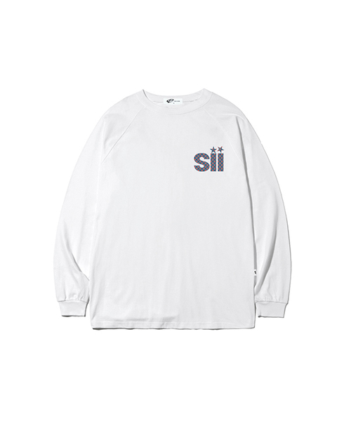 PAGESIISII（ページシシ）の「アイポイントプリントオーバーサイズロングスリーブ[20カラー]（Tシャツ/カットソー・レディース・ネイビー系2/ホワイト系3/ホワイト系5/ブラック系2/ブラック系4/ホワイト系その他2/ホワイト系1/ホワイト系2/ネイビー系3/ブラック系5/ブラック系6/ブラウン系1/ブラック系1/ネイビー系1/ホワイト系4/ホワイト系6/ブラック系3/ホワイト系7/ホワイト系8/ホワイト系9・MEDIUM/LARGE）」の9枚目の写真