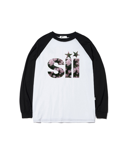 PAGESIISII（ページシシ）の「アイポイントプリントオーバーサイズロングスリーブ[20カラー]（Tシャツ/カットソー・レディース・ネイビー系2/ホワイト系3/ホワイト系5/ブラック系2/ブラック系4/ホワイト系その他2/ホワイト系1/ホワイト系2/ネイビー系3/ブラック系5/ブラック系6/ブラウン系1/ブラック系1/ネイビー系1/ホワイト系4/ホワイト系6/ブラック系3/ホワイト系7/ホワイト系8/ホワイト系9・MEDIUM/LARGE）」の11枚目の写真