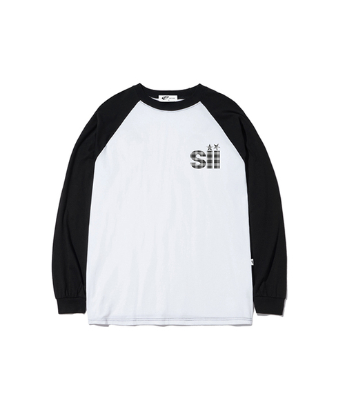PAGESIISII（ページシシ）の「アイポイントプリントオーバーサイズロングスリーブ[20カラー]（Tシャツ/カットソー・レディース・ネイビー系2/ホワイト系3/ホワイト系5/ブラック系2/ブラック系4/ホワイト系その他2/ホワイト系1/ホワイト系2/ネイビー系3/ブラック系5/ブラック系6/ブラウン系1/ブラック系1/ネイビー系1/ホワイト系4/ホワイト系6/ブラック系3/ホワイト系7/ホワイト系8/ホワイト系9・MEDIUM/LARGE）」の12枚目の写真