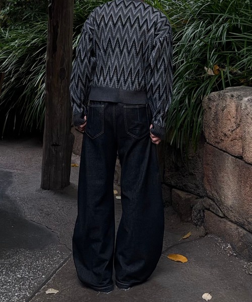 Gaphos (ガフォス)の「vネックジグザグパターンニット(ニット/セーター・メンズ・ブラック/その他・2/1)」の8枚目の写真