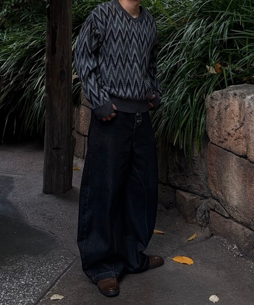 Gaphos (ガフォス)の「vネックジグザグパターンニット(ニット/セーター・メンズ・ブラック/その他・2/1)」の9枚目の写真