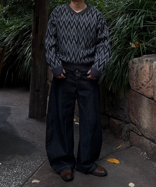Gaphos (ガフォス)の「vネックジグザグパターンニット(ニット/セーター・メンズ・ブラック/その他・2/1)」の10枚目の写真