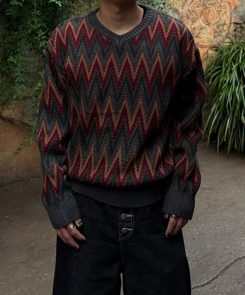 Gaphos (ガフォス)の「vネックジグザグパターンニット(ニット/セーター・メンズ・ブラック/その他・2/1)」の18枚目の写真