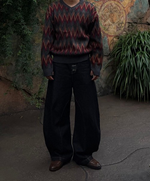 Gaphos (ガフォス)の「vネックジグザグパターンニット(ニット/セーター・メンズ・ブラック/その他・2/1)」の22枚目の写真