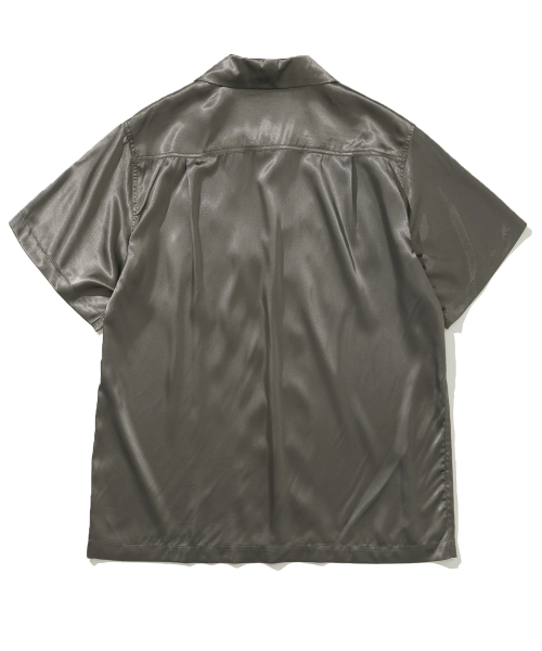 NOT4NERD(ノットフォーナード)の「ラップド スネーク ボウリング ハーフシャツ - カーキ(シャツ/ブラウス・レディース・その他・LARGE/X-LARGE/MEDIUM)」の2枚目の写真