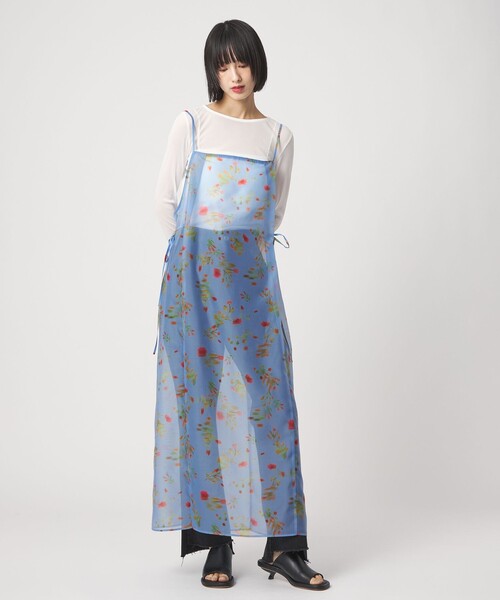 EMMEL REFINES（エメルリファインズ）の「＜EMMEL REFINES＞EM フラワープリント シアー キャミ ワンピース（ワンピース・レディース・ライトブルー/ブラック・M/S）」の5枚目の写真