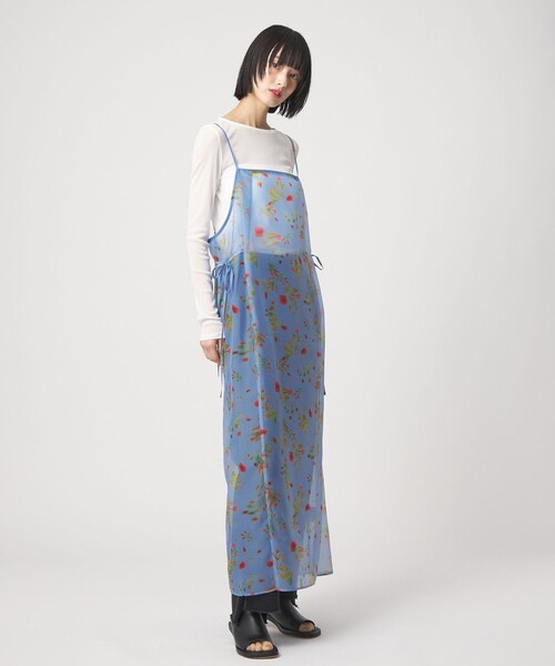 EMMEL REFINES（エメルリファインズ）の「＜EMMEL REFINES＞EM フラワープリント シアー キャミ ワンピース（ワンピース・レディース・ライトブルー/ブラック・M/S）」の8枚目の写真