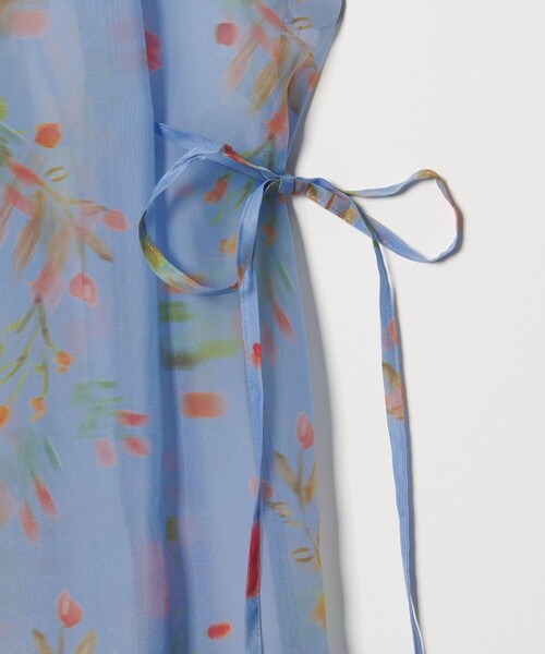 EMMEL REFINES（エメルリファインズ）の「＜EMMEL REFINES＞EM フラワープリント シアー キャミ ワンピース（ワンピース・レディース・ライトブルー/ブラック・M/S）」の15枚目の写真