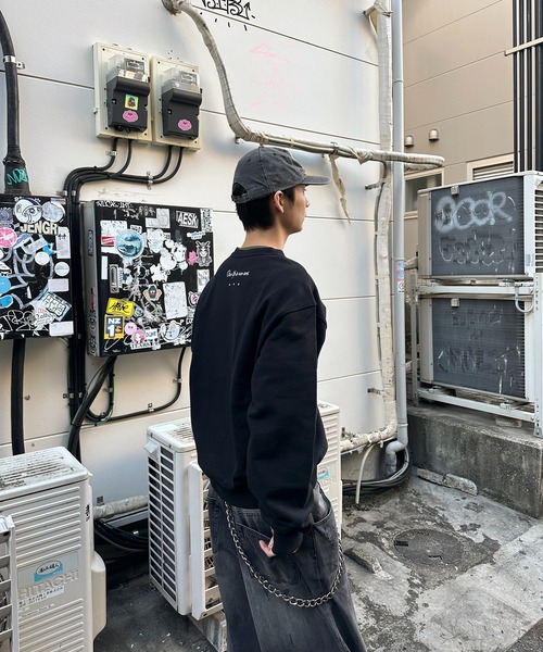 kutir（クティール）の「EMBROIDERY DESIGN HENLEY NECK SWEAT／刺繍デザインヘンリーネックスウェット（スウェット・メンズ・ブラック/その他/杢グレー/ネイビー・LARGE/MEDIUM）」の9枚目の写真