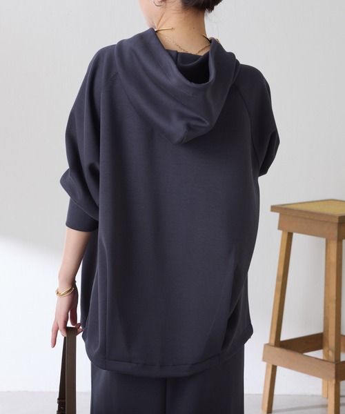 COLLAGE GALLARDAGALANTE（コラージュガリャルダガランテ）の「ポンチダブルジップパーカー/セットアップ可/WEB限定（パーカー・レディース・チャコールグレー/ブラック/ホワイト・FREE）」の13枚目の写真