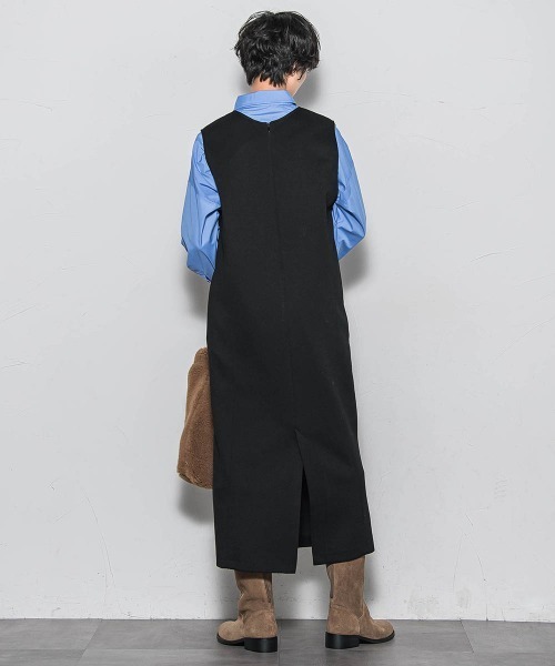 MAYSON GREY（メイソングレイ）の「【ノンアイロン】-3kg見えIラインワンピース≪手洗い可能≫（ワンピース・レディース・ブラック/チャコールグレー・M）」の4枚目の写真