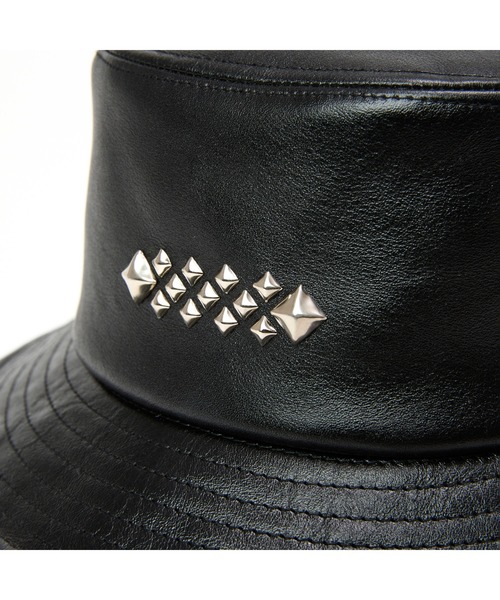 CALEE（キャリー）の「STUDS LEATHER BUCKET HAT（ハット・メンズ・ブラック・LARGE/MEDIUM）」の4枚目の写真