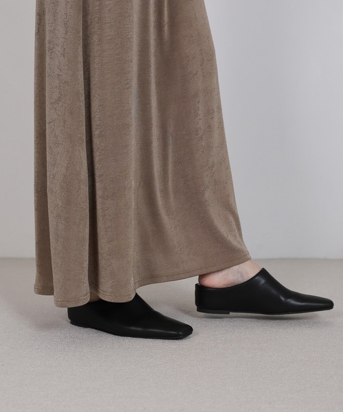 select MOCA（セレクトモカ）の「スクエアトゥフェイクレザースライドシューズ（スリッポン・レディース・ブラック・LARGE/MEDIUM/SMALL）」の16枚目の写真