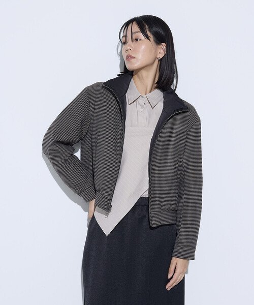 COMME CA(コムサ)の「〔 TALLサイズ 〕 ドビーガンクラブチェック リバーシブルショートダウンブルゾン(ダウンジャケット/コート・レディース・ブラウン/グレー・15号)」の4枚目の写真