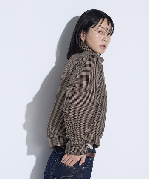 COMME CA(コムサ)の「〔 TALLサイズ 〕 ドビーガンクラブチェック リバーシブルショートダウンブルゾン(ダウンジャケット/コート・レディース・ブラウン/グレー・15号)」の19枚目の写真