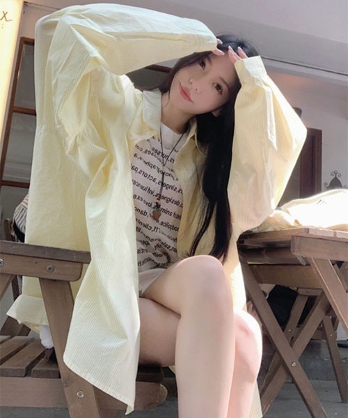VIBGYOR Women(ヴィブジョー ウィメン)の「【Mayree】 ストライプ ビッグシルエット 長袖 シャツ(シャツ/ブラウス・レディース・ブルー/イエロー・MEDIUM/LARGE/X-LARGE)」の1枚目の写真