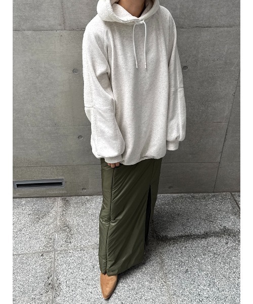 ELCHELE(エルチェレ)の「PADDED ZIPUP SKIRT(スカート・レディース・ブラック/オリーブ・36/38)」の13枚目の写真